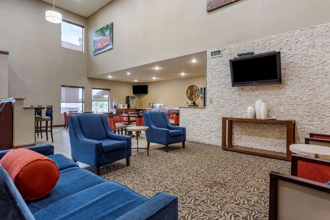Comfort Suites Memphis Exteriör bild